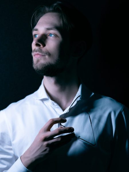 szymon-janiszewski-kompozytor-skrzypek-organizator-muzyka